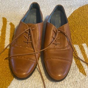 Toms leather brogue oxford shoes